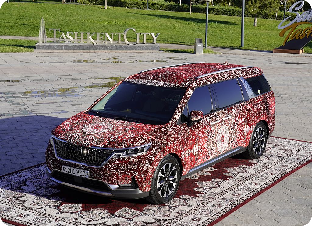 Tashkent City Markazida noodatiy tashkiliy ishdan lavhalar