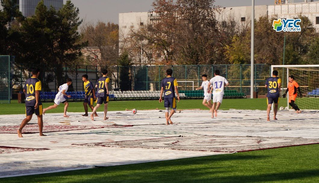 Gilam ustida futbol?